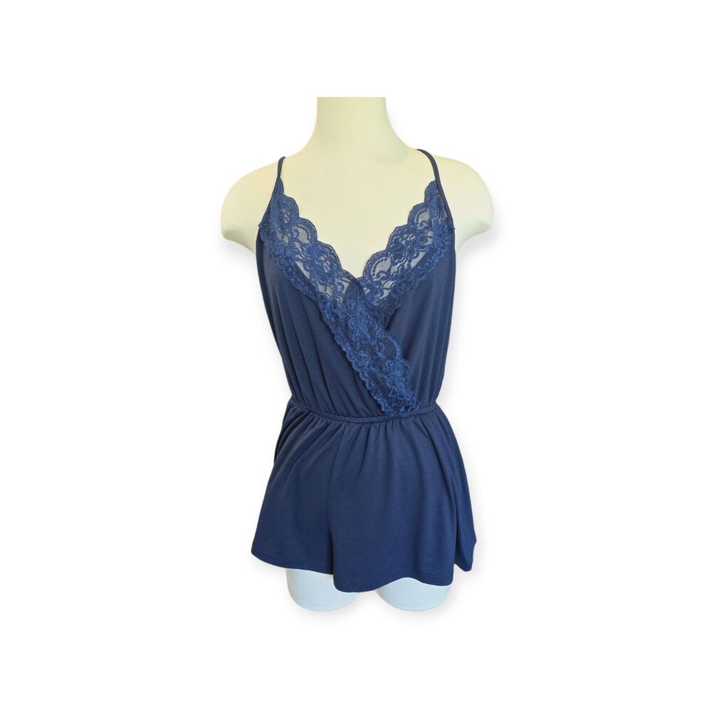 True Spaghetti Strap Lace Romper Jumpsuit Women's Size M V-Neck Jumper Shorts